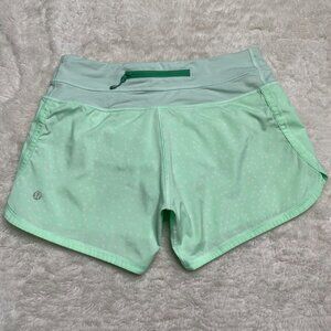 Lululemon Women's Petit Dot Fresh Teal Fresh Teal Groovy Run Shorts Size 4